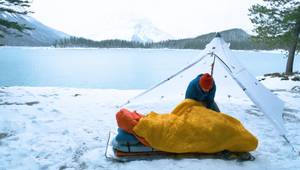 Ultimate Guide to Sleeping Outdoors in Extreme Cold (-50°C and Below)