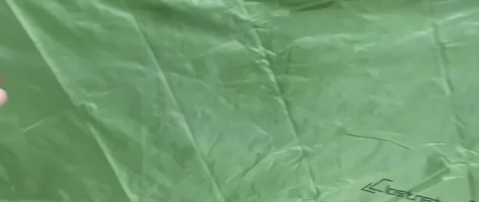 Allow to dry: Let the tent dry completely for 24-48 hours.