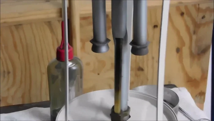 Install the mantles: Carefully attach the mantles using a simple knot, ensuring the thread is in the groove.