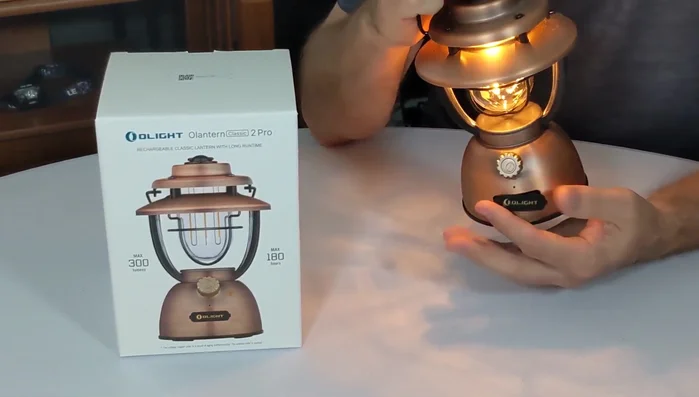 Emphasizing the high-quality feel and build of the lantern.