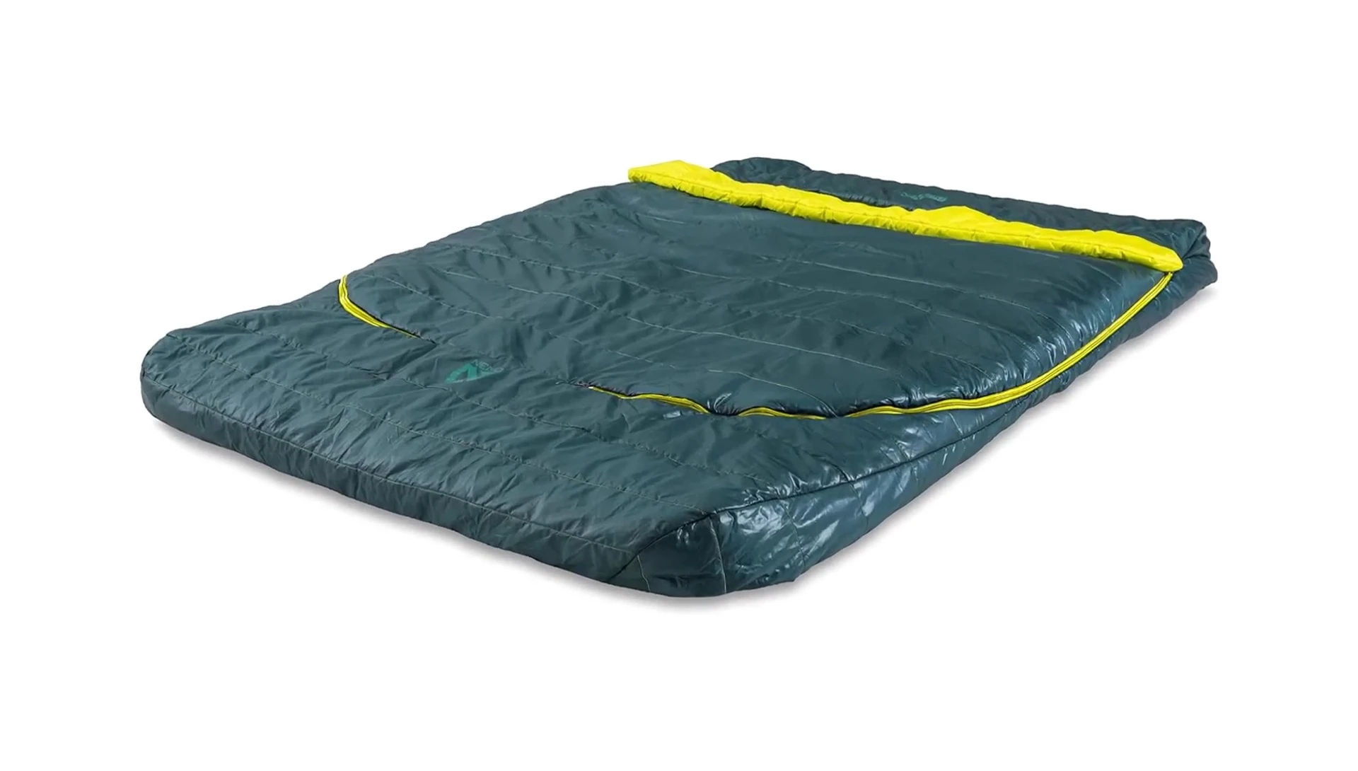 Person pulling out the Nemo Jazz Duo from its storage bag