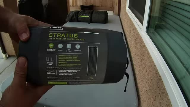 Close-up shot of the Stratus Insulated Air sleeping pad with its specifications.