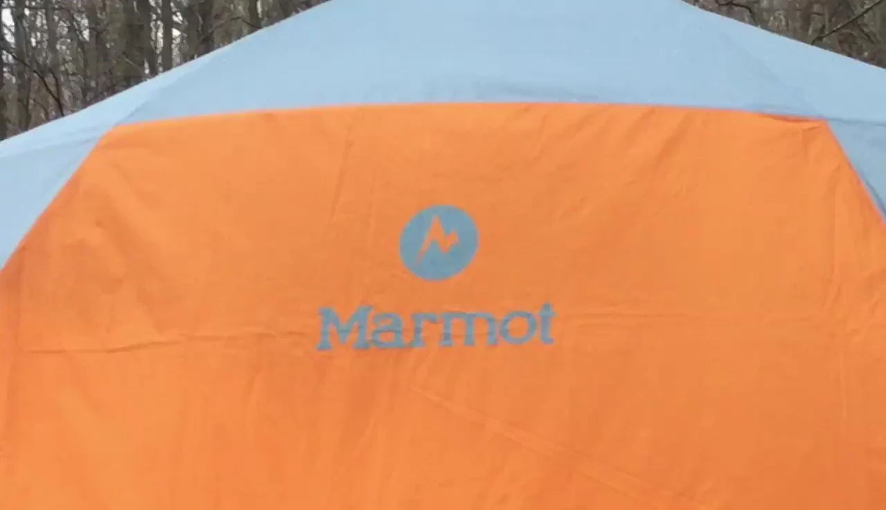 Overview of the tent's structure and materials.