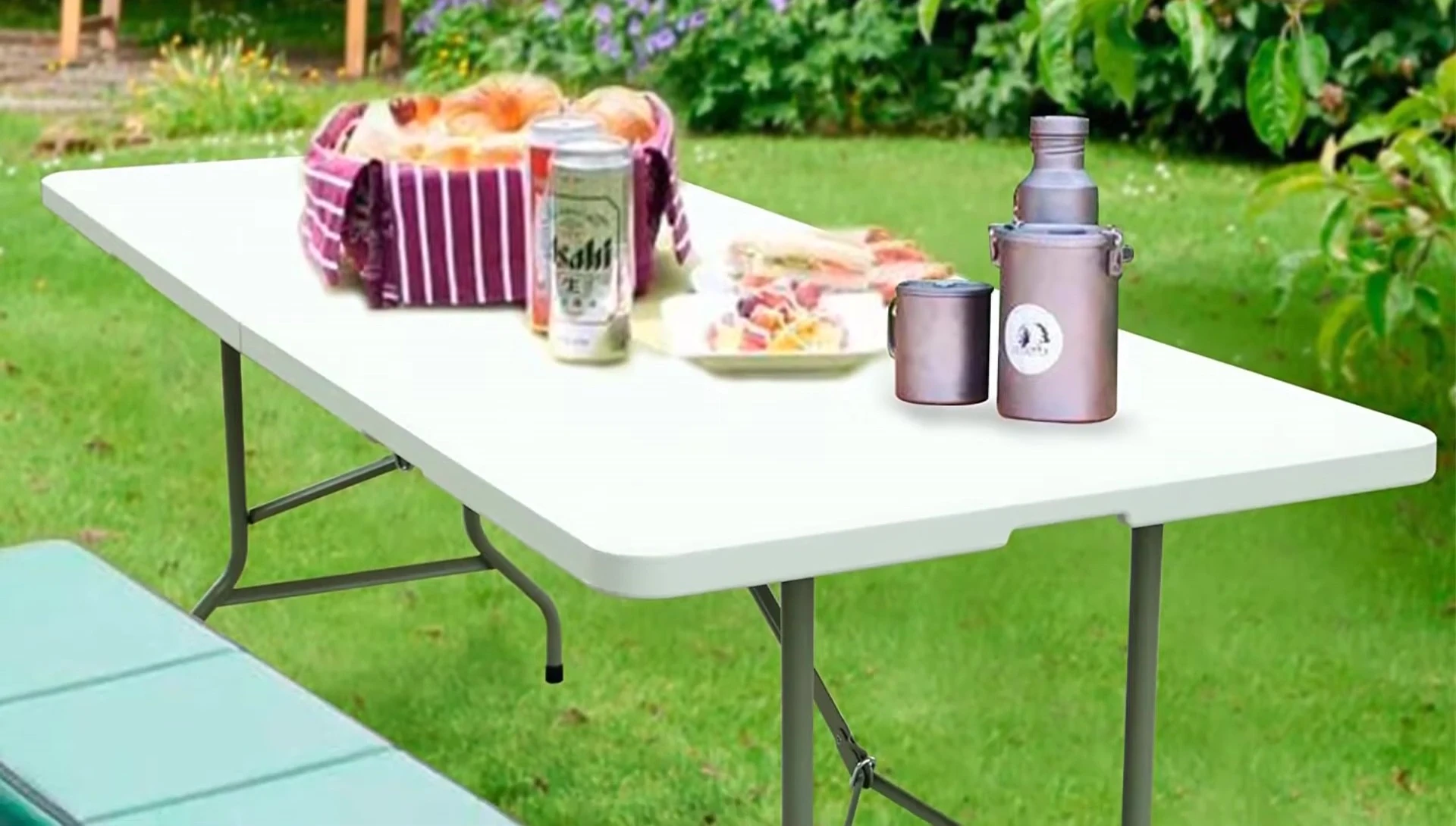 Close up of the Four Op table’s materials
