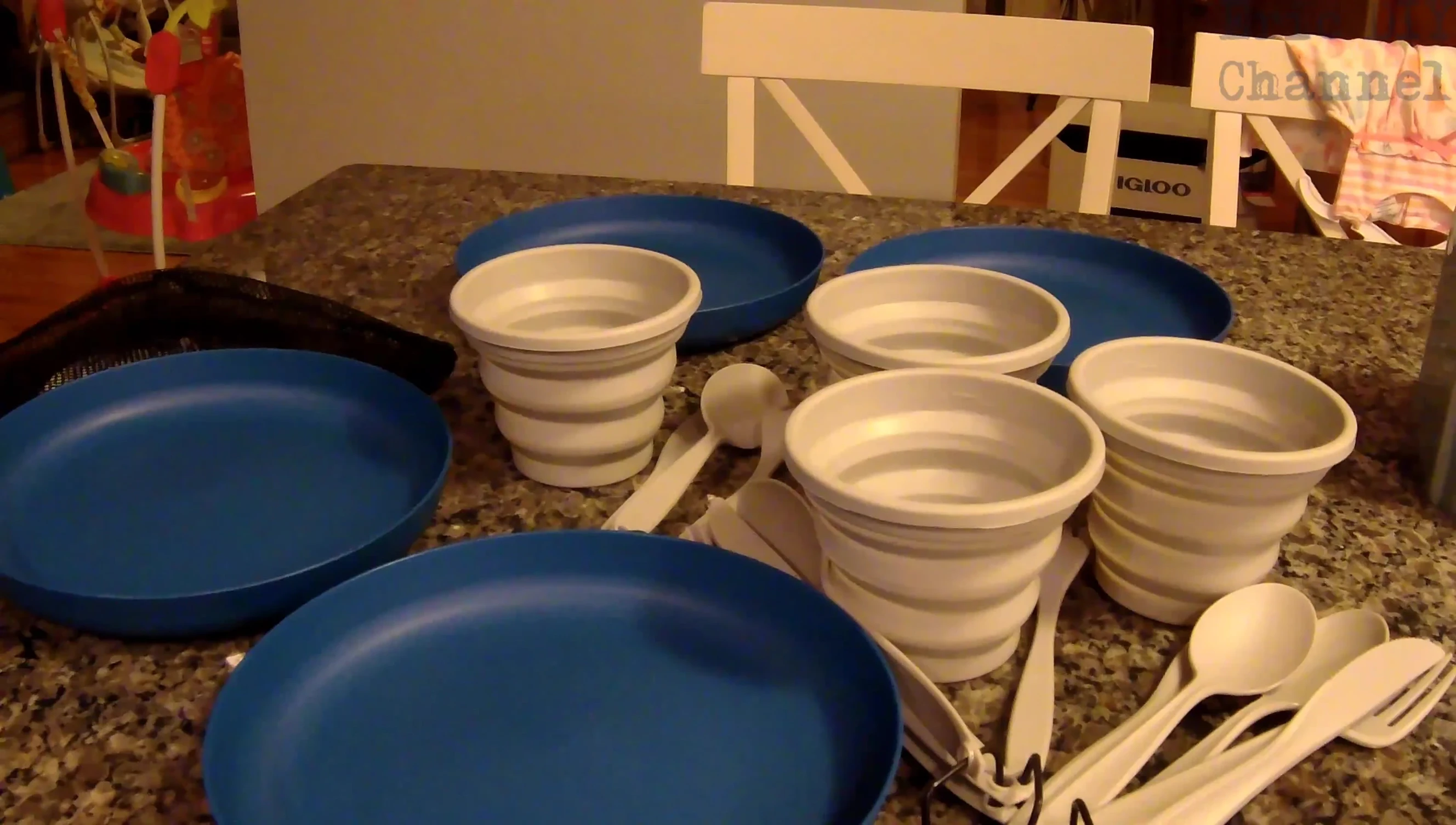 A final shot of the entire set laid out.