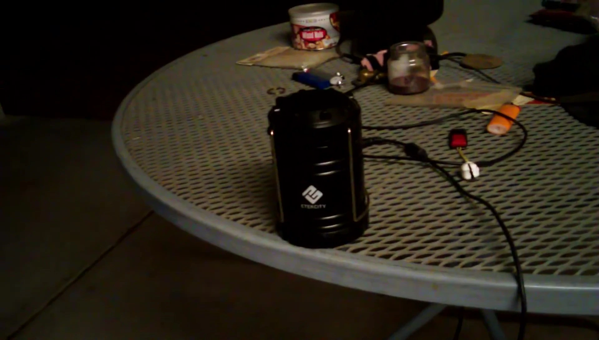 Showing the hanging loops on the lantern
