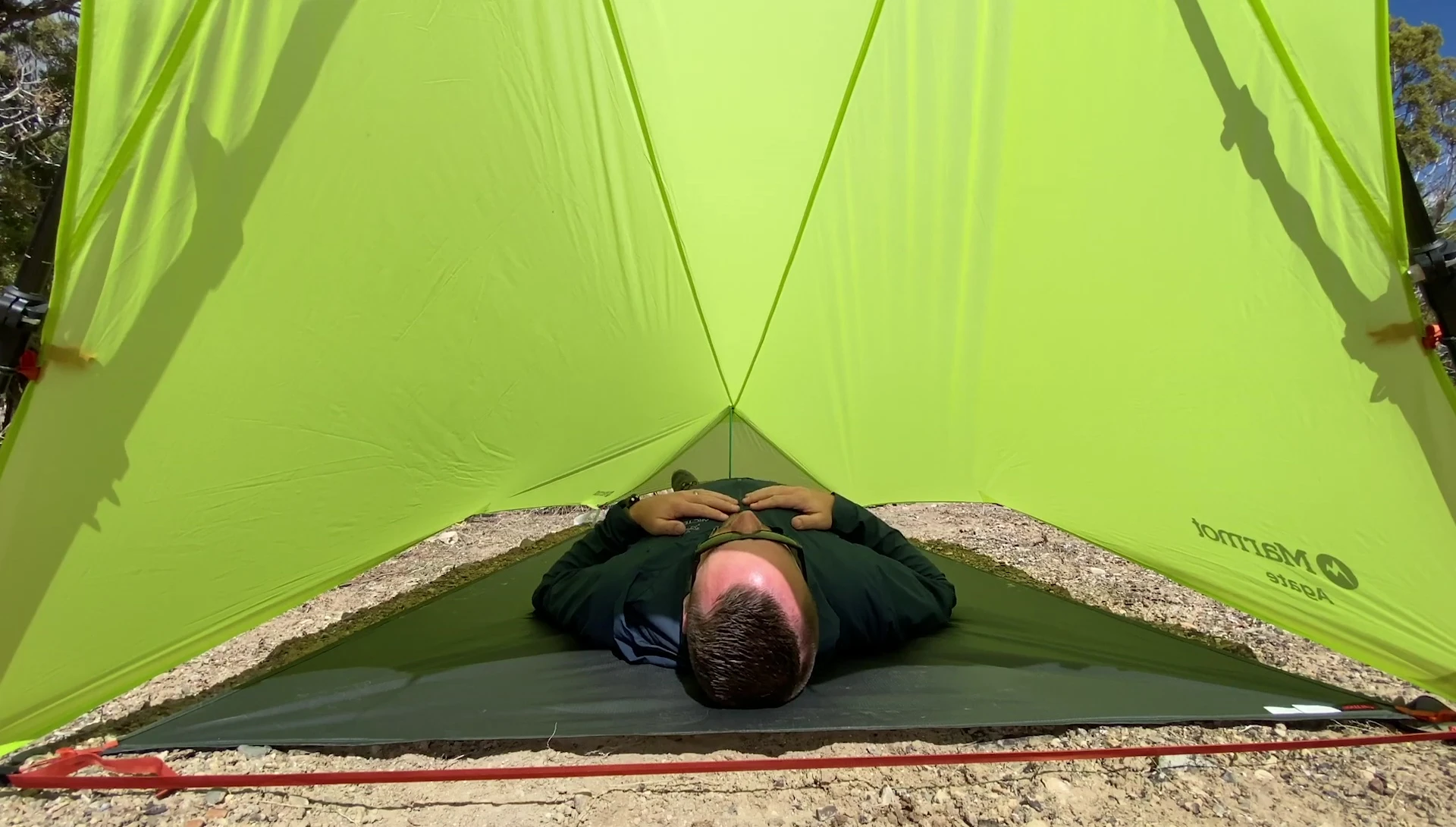 Highlighting the width at the foot end
