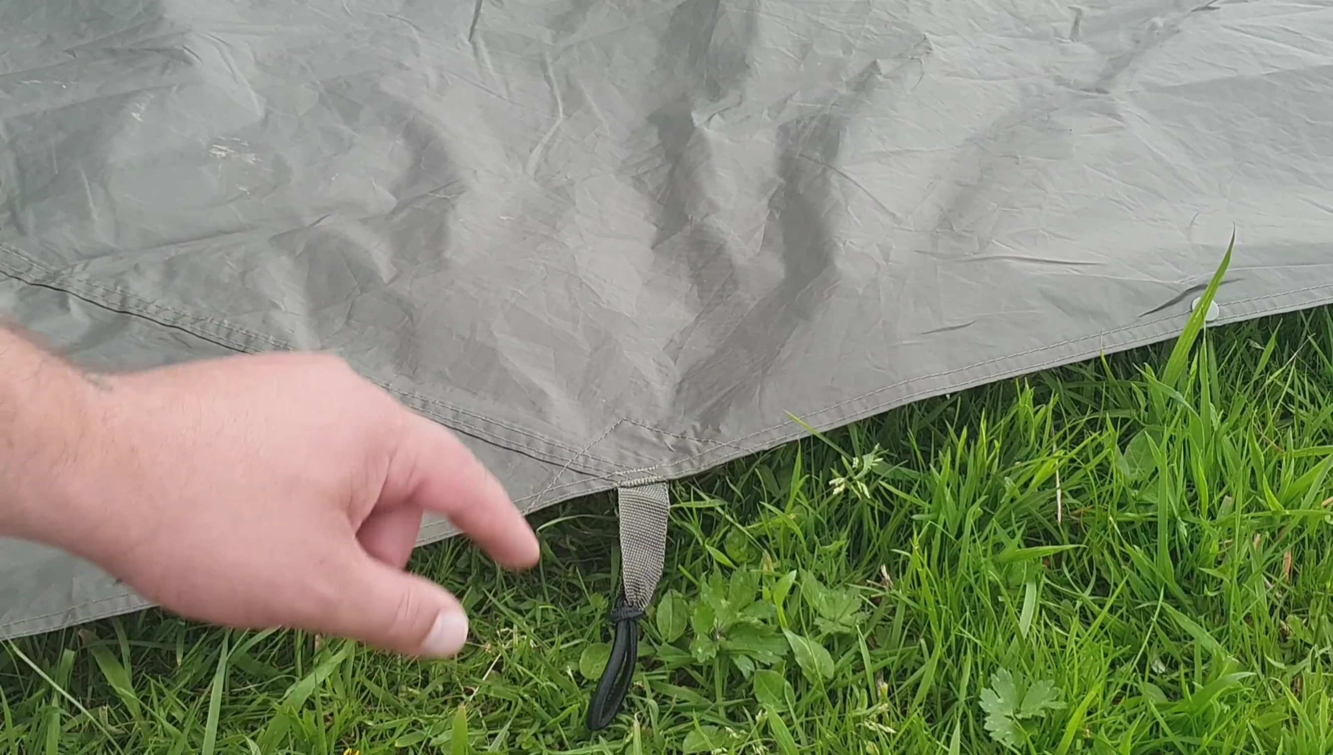 G1 side panel detailing showing stitching and webbing configuration.