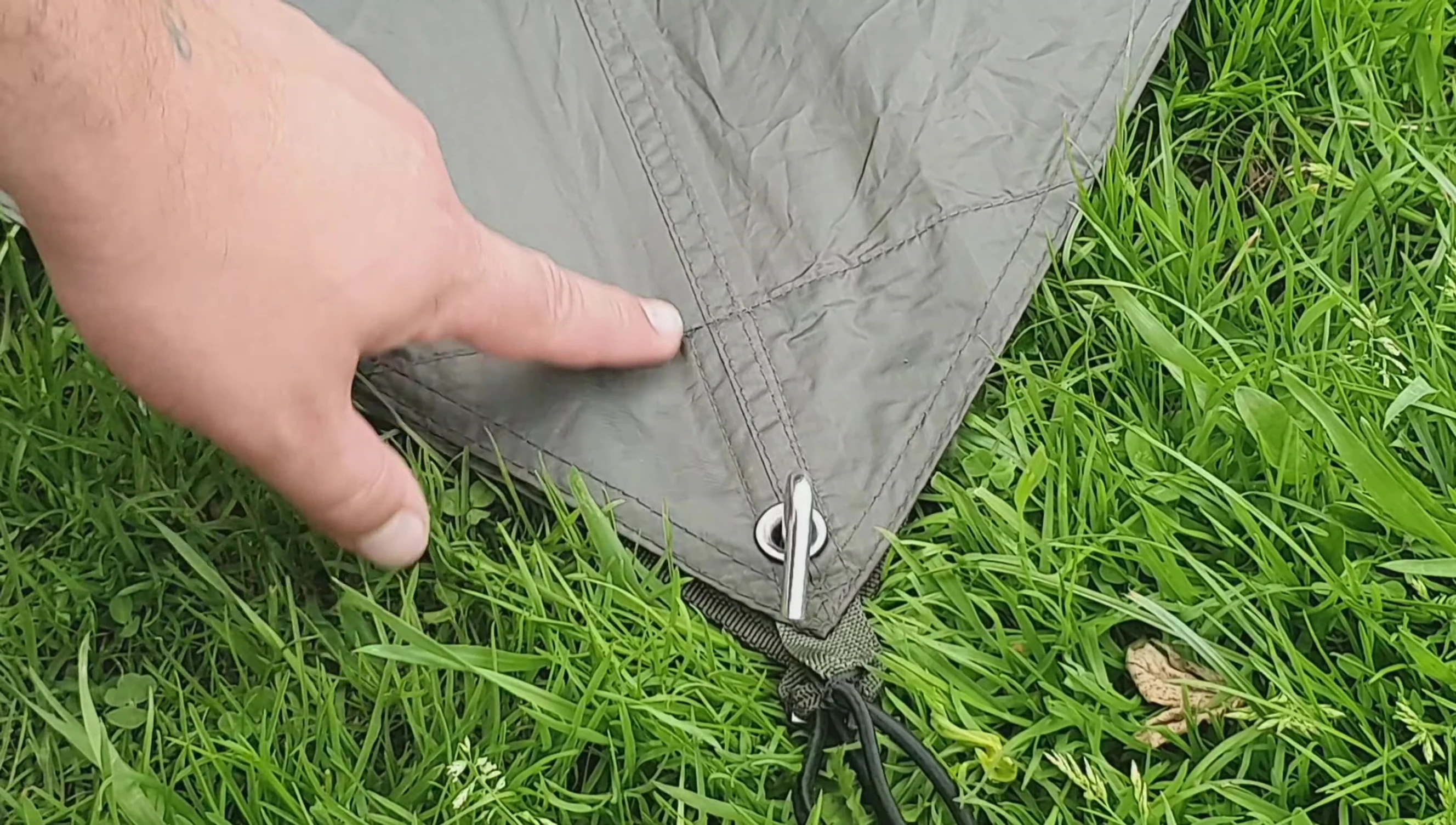 G1 ridgeline attachment point showing webbing and stitching.