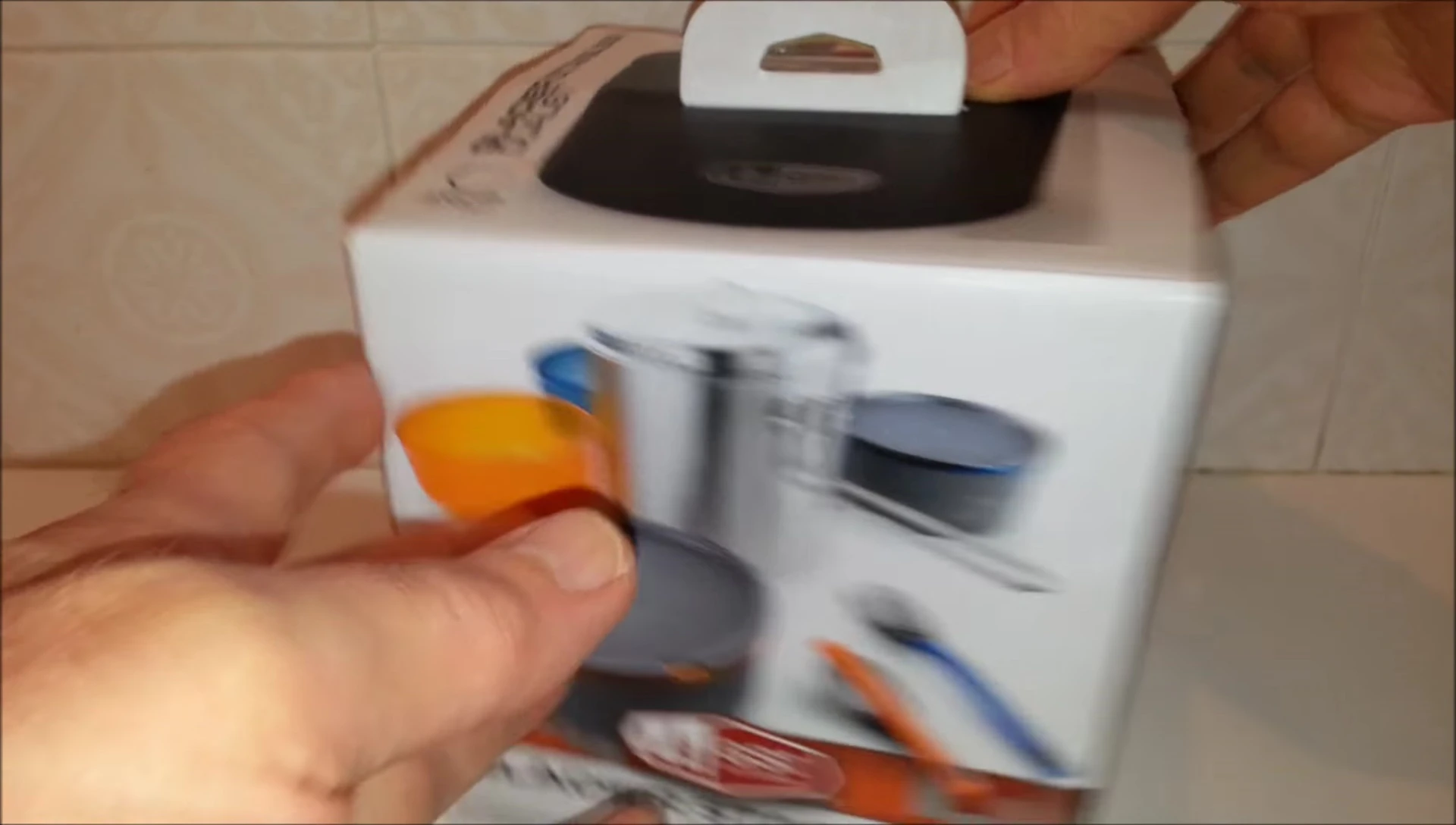 The GSI Glacier Dualist cook set being unboxed.