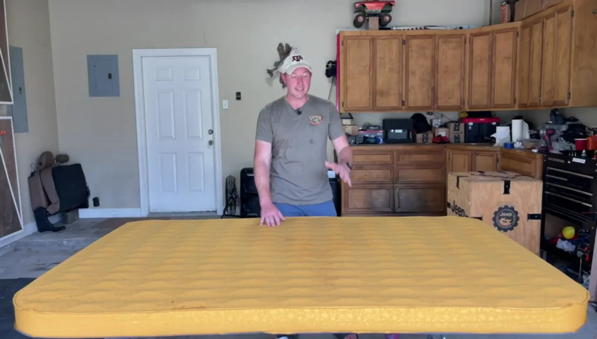 Illustrating the thickness of the Airlax pad