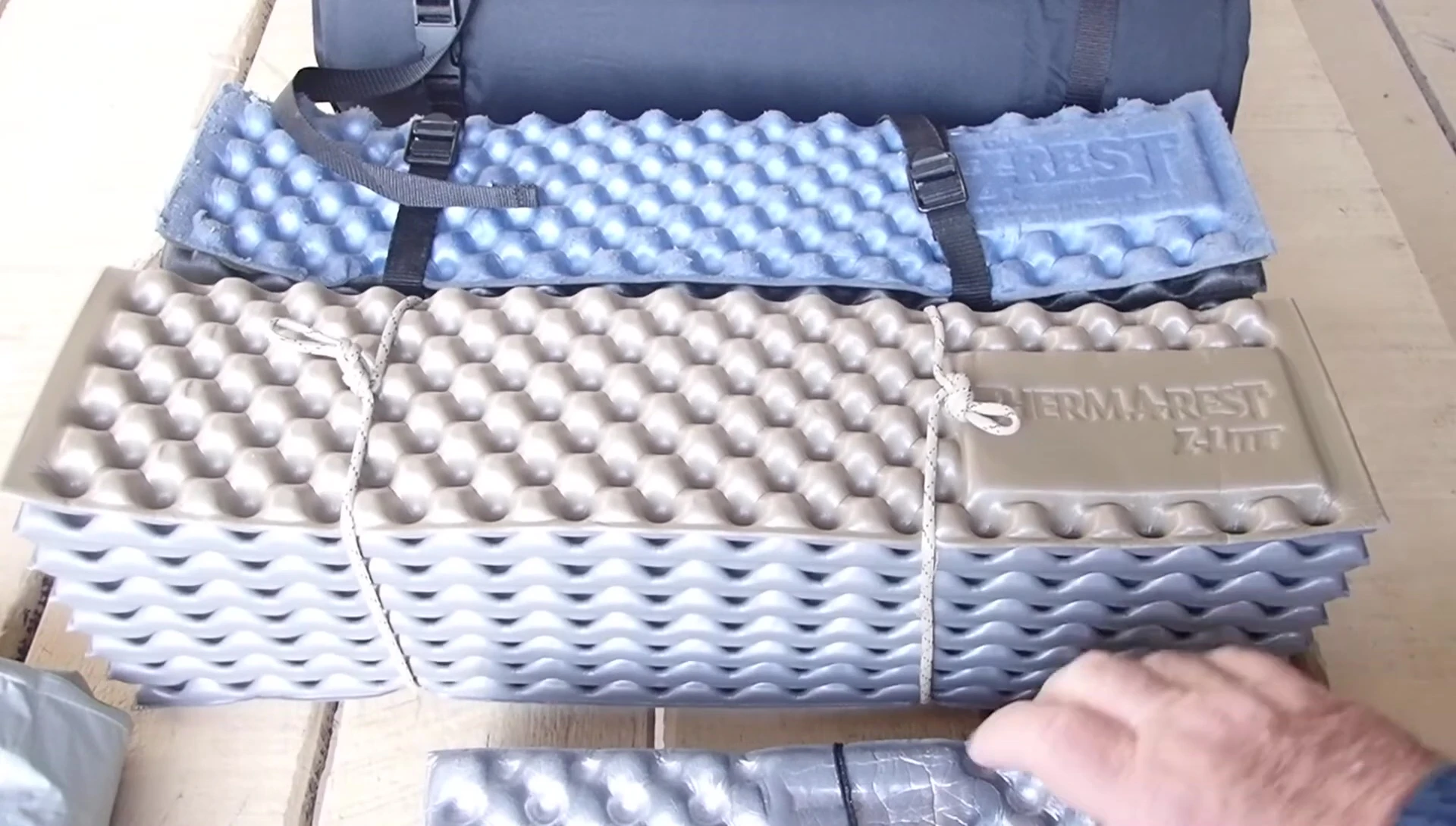 Image showcasing the Thermarest Z Lite's R-value.