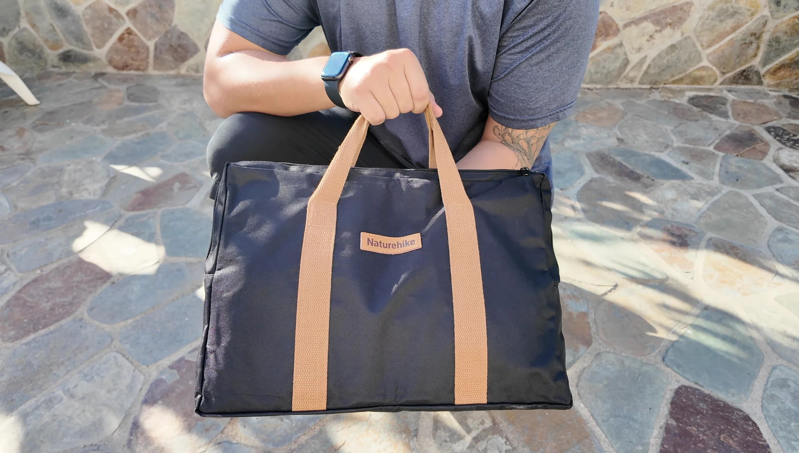 The Naturehike barbecue grill bag.