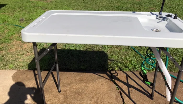 Connect the sink, spray handle, and hose to the 3-way splitter.