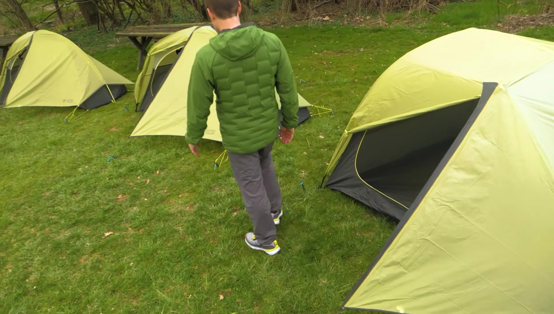 Overall shot of the tent set up.