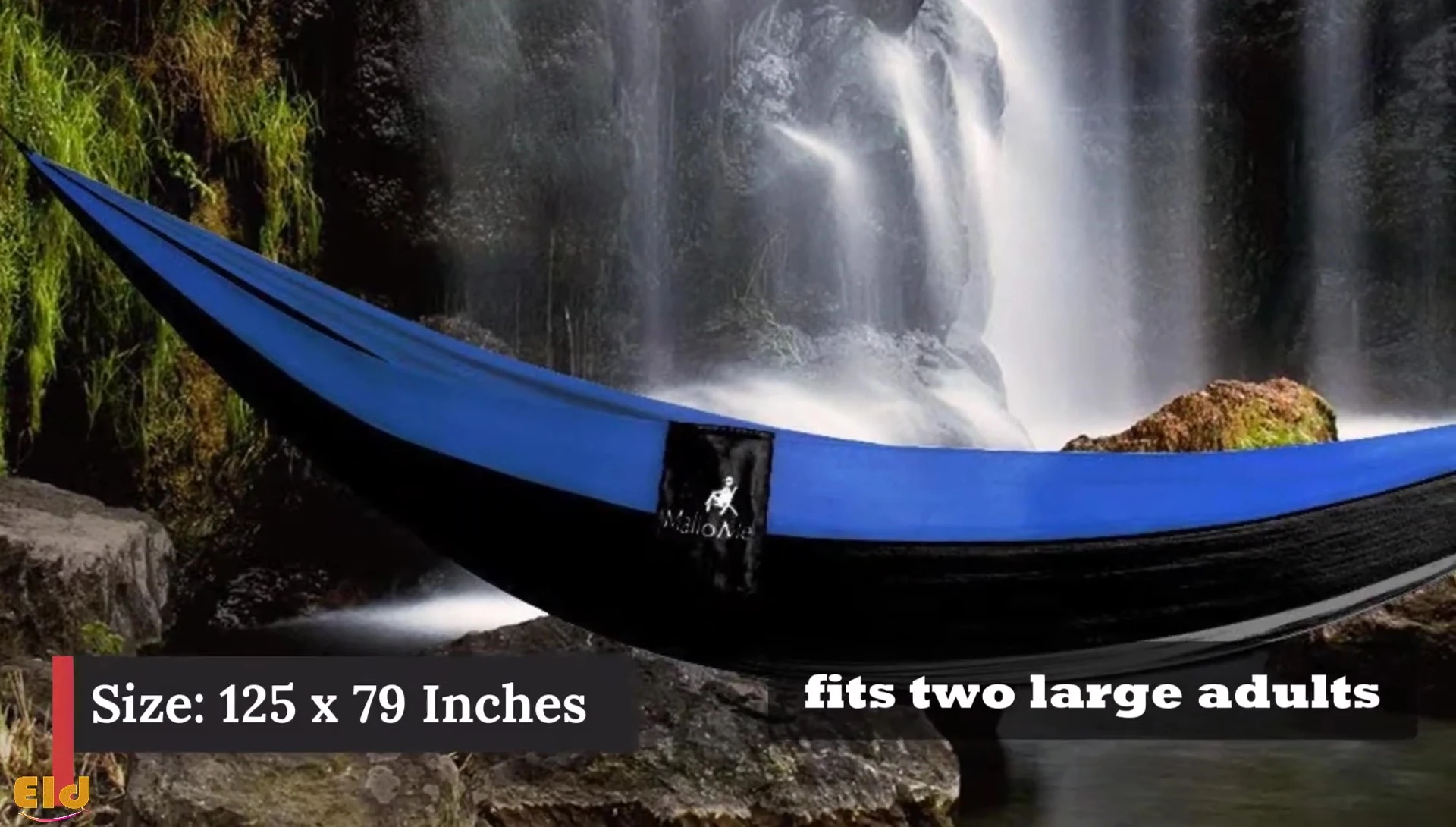 Two adults comfortably in the Malo Me hammock