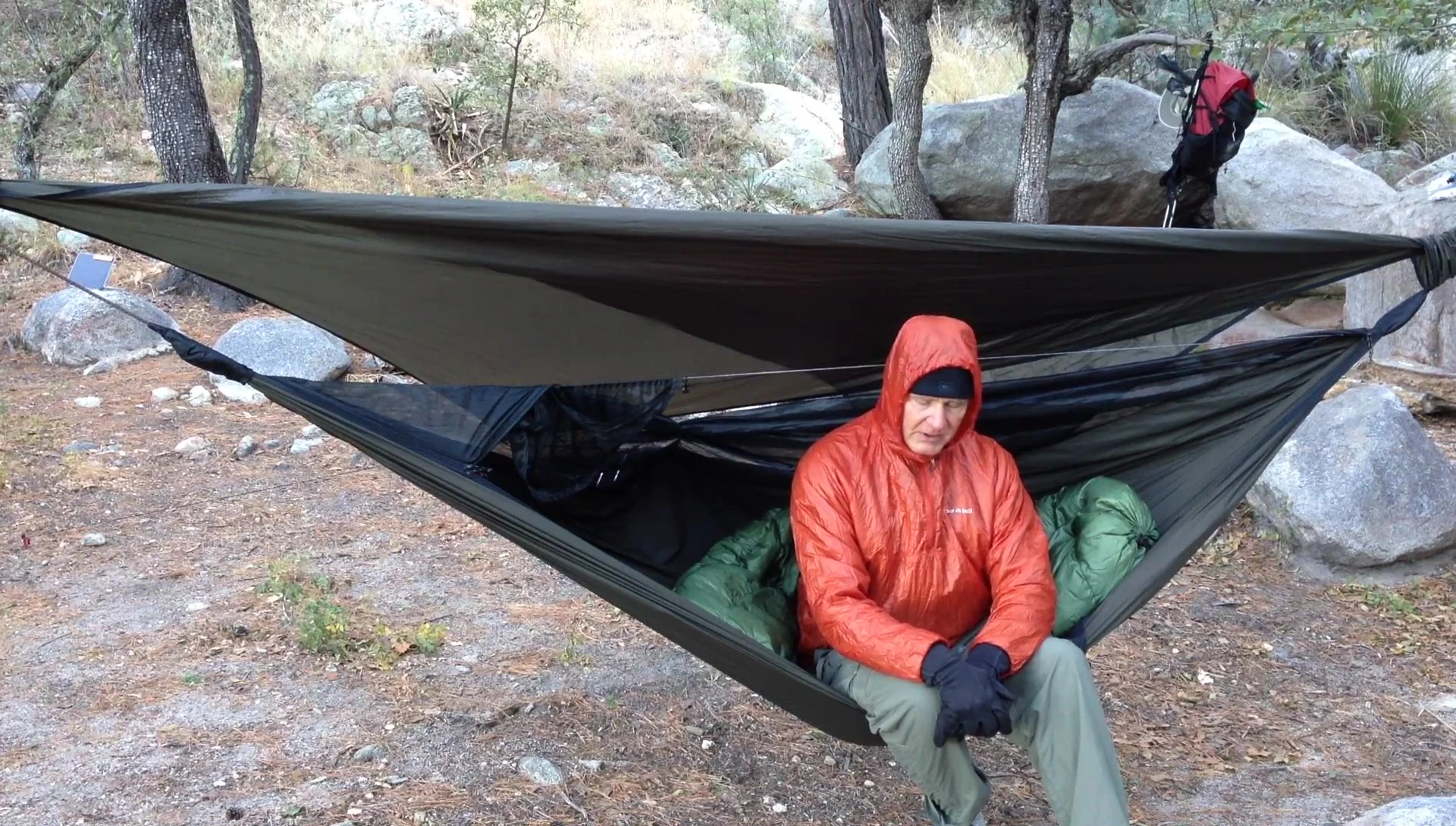 The reviewer discussing their experience with the Radiant Double Bubble Pad in cold temperatures