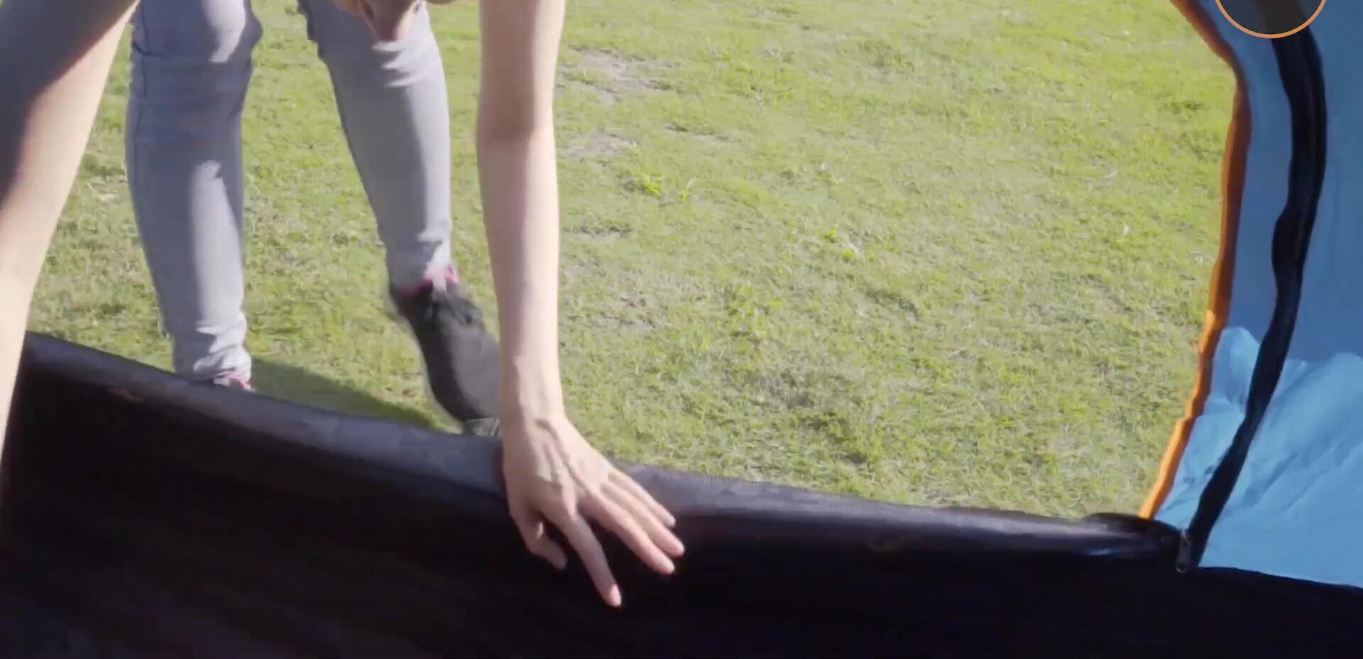 Close-up of the Sold Out sleeping bag's zipper