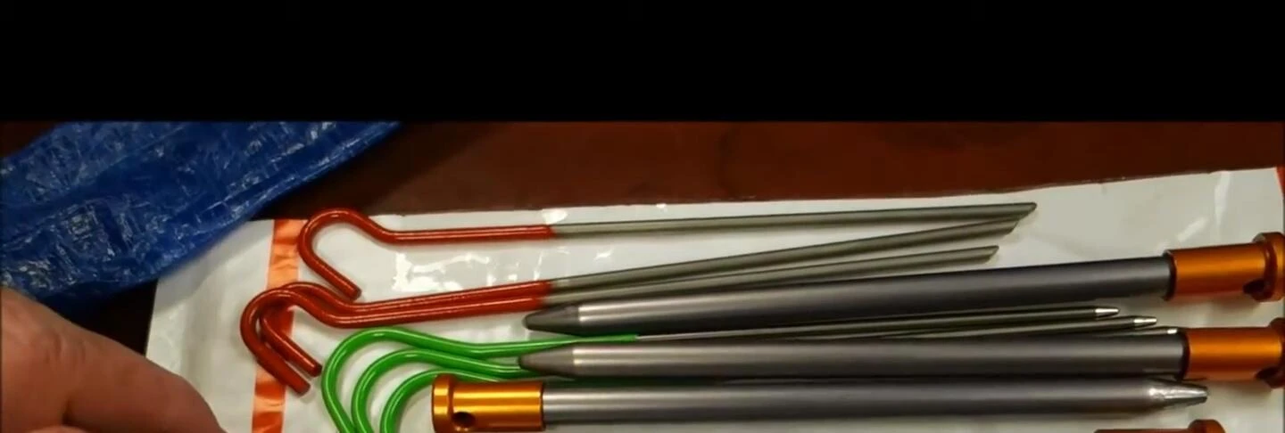 Visual representation of the recommended 8-inch stakes.