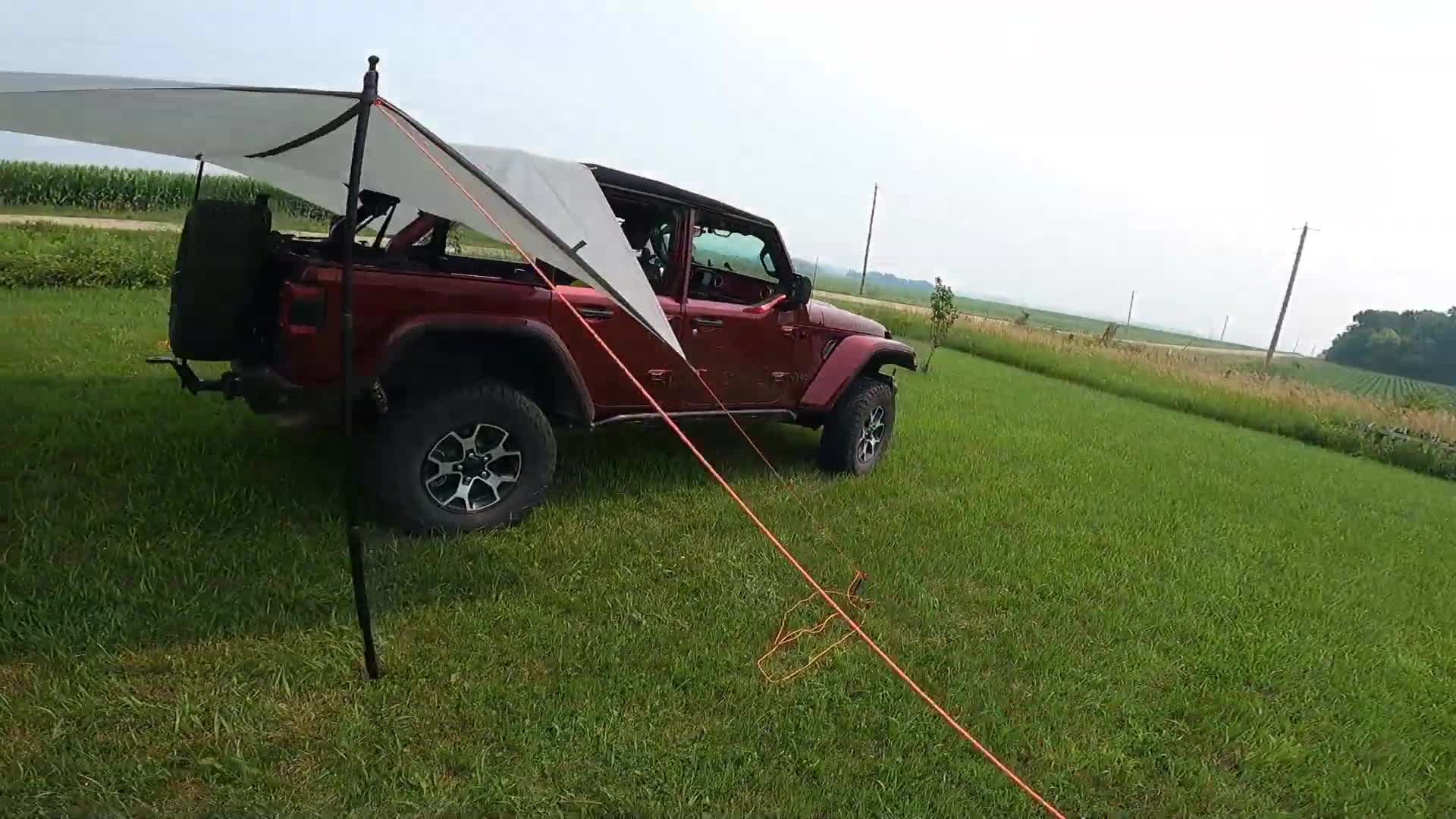 Overview of the basic idea of the camping tarp setup.