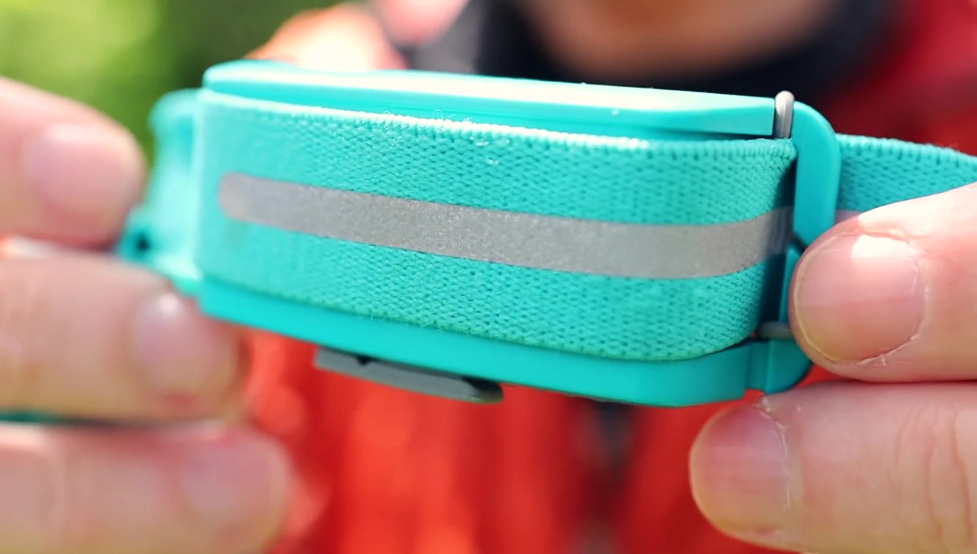 Rear of the Biolite 330 showing reflective strip