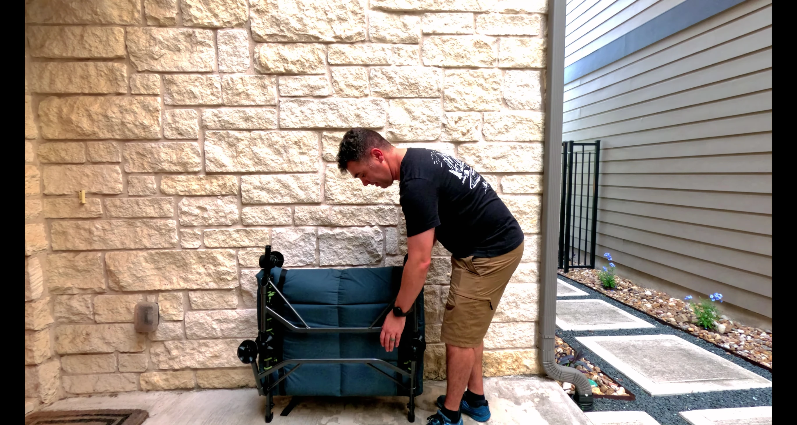The cot being laid down for the setup process.