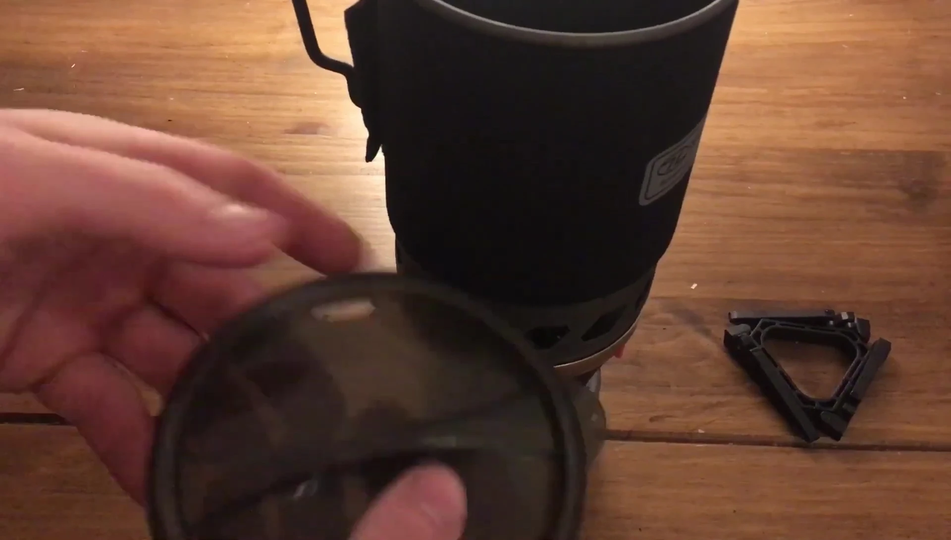 Close up of the Highlander's improved lid and rubber seal