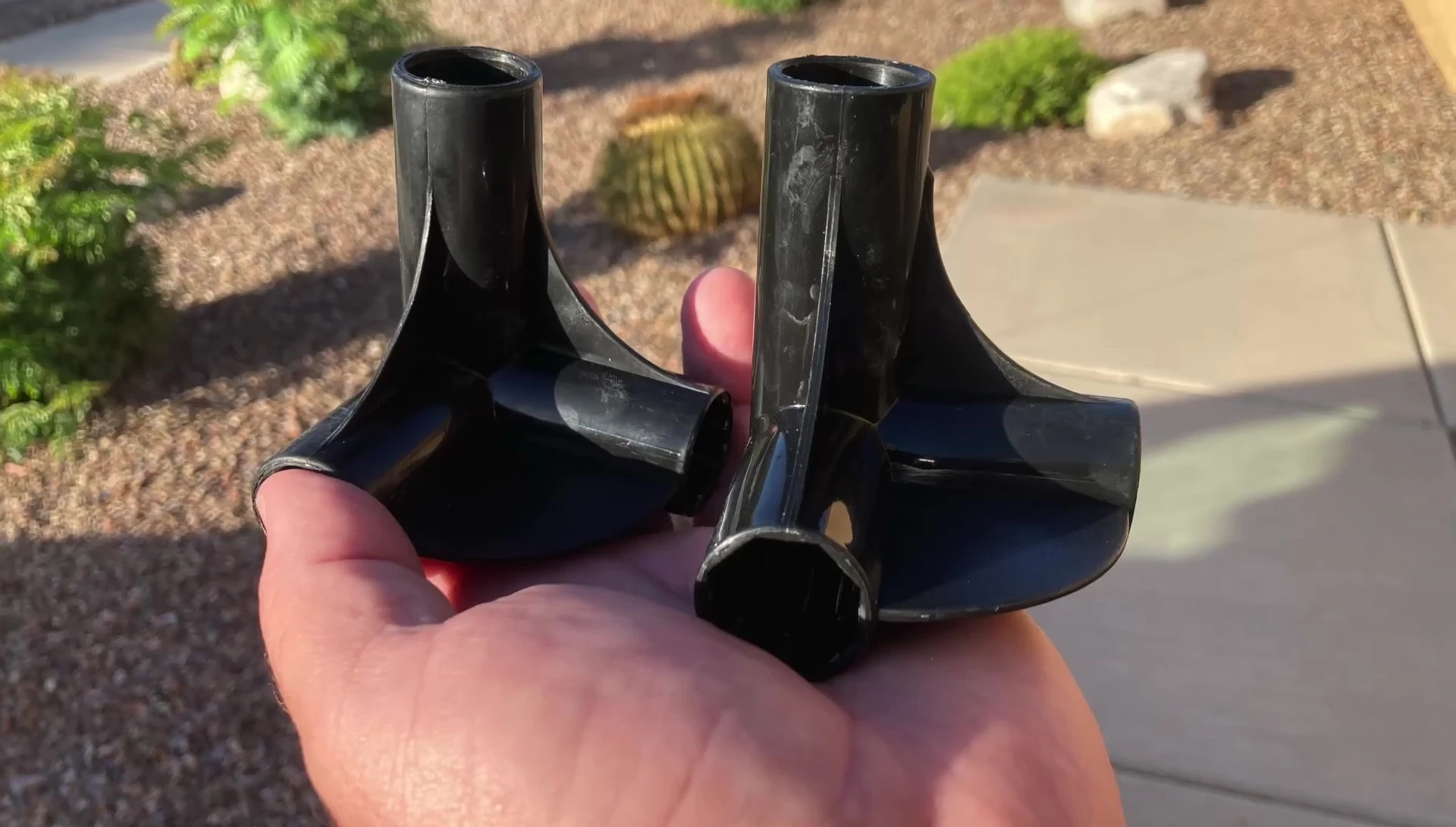 Detail shot of the top and bottom connectors, highlighting the difference in hole configuration.