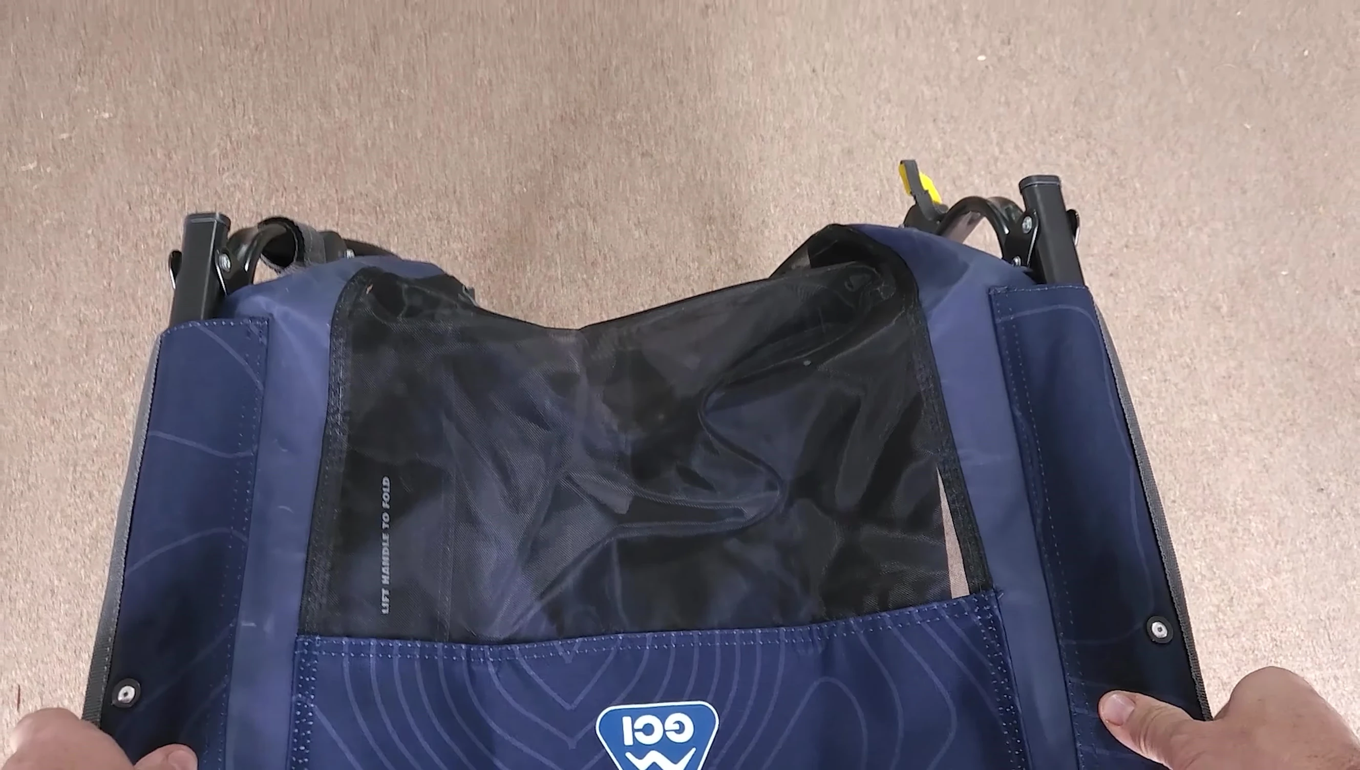 Setting up the chair from its folded state