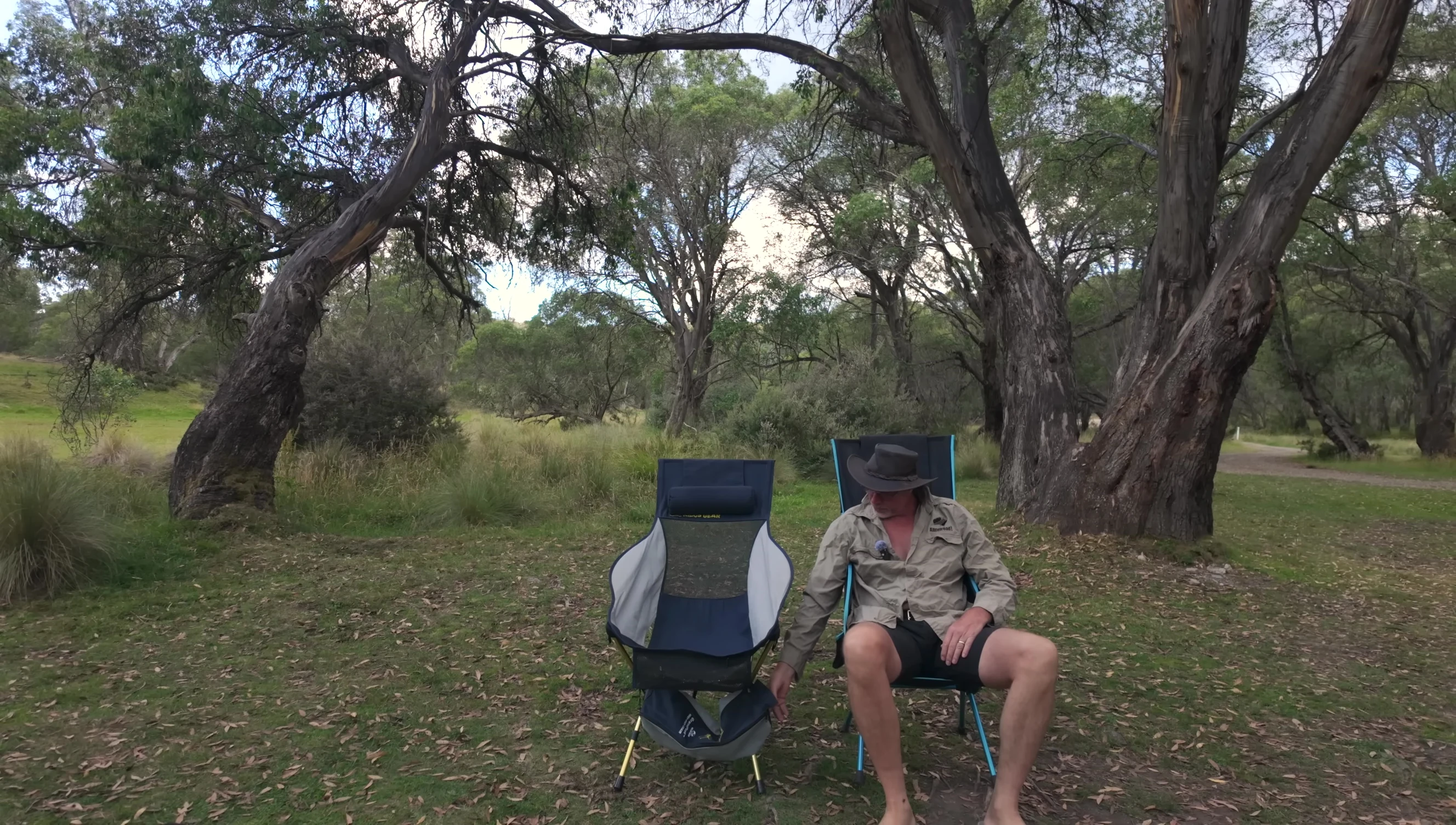 Comparison of seating positions in Helinox and Kilos Chairs