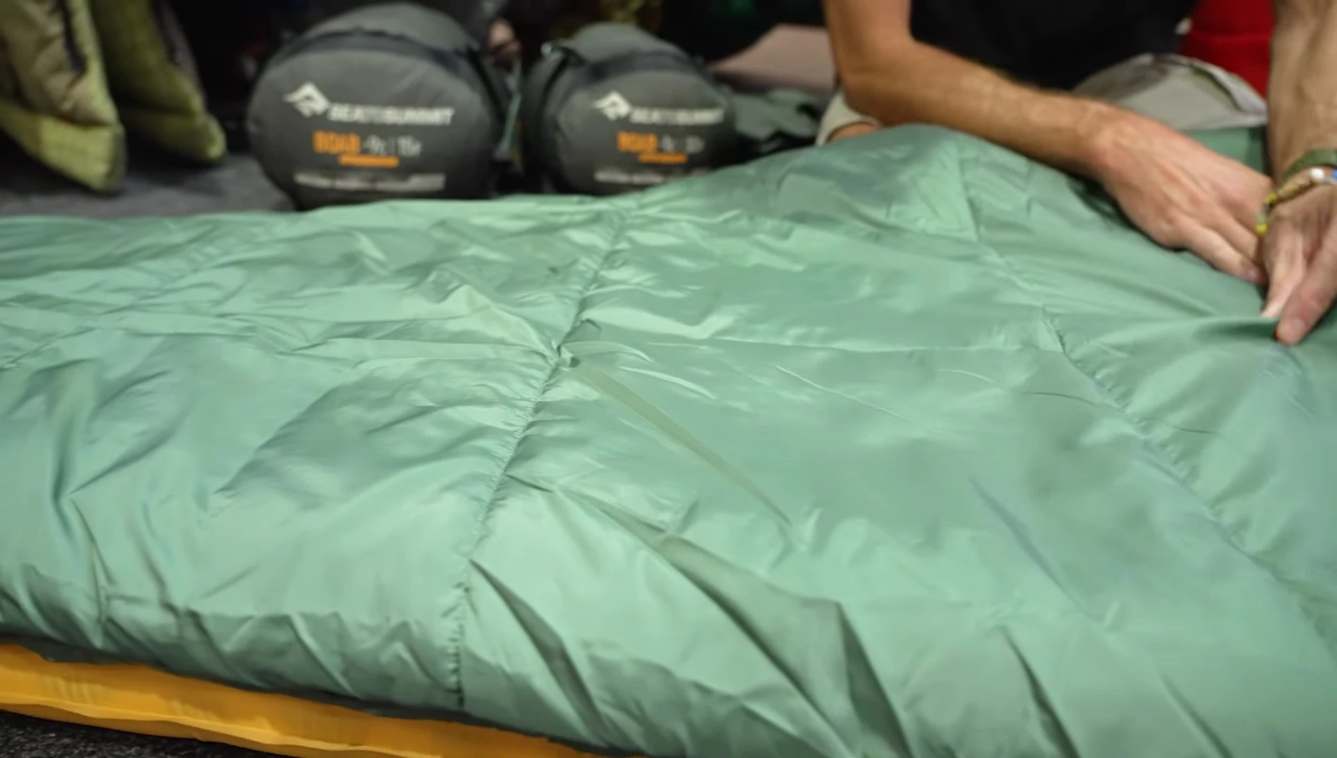 Showing the 20D polyester fabric.