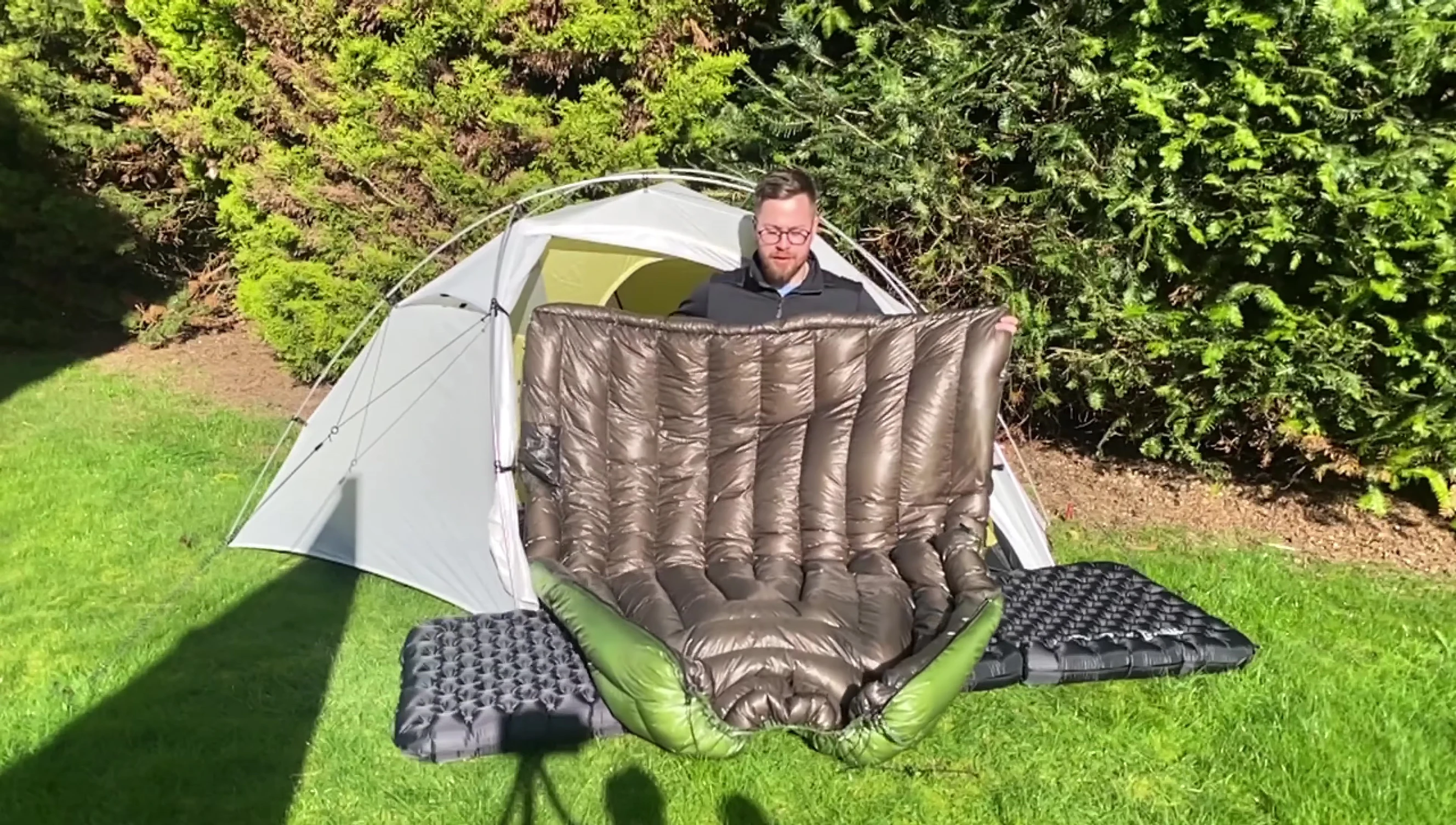 Shot showing different ways to configure the quilt.