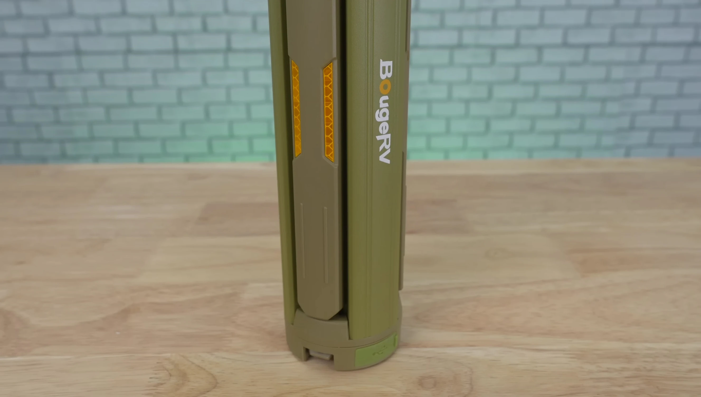 The light in its carrying bag