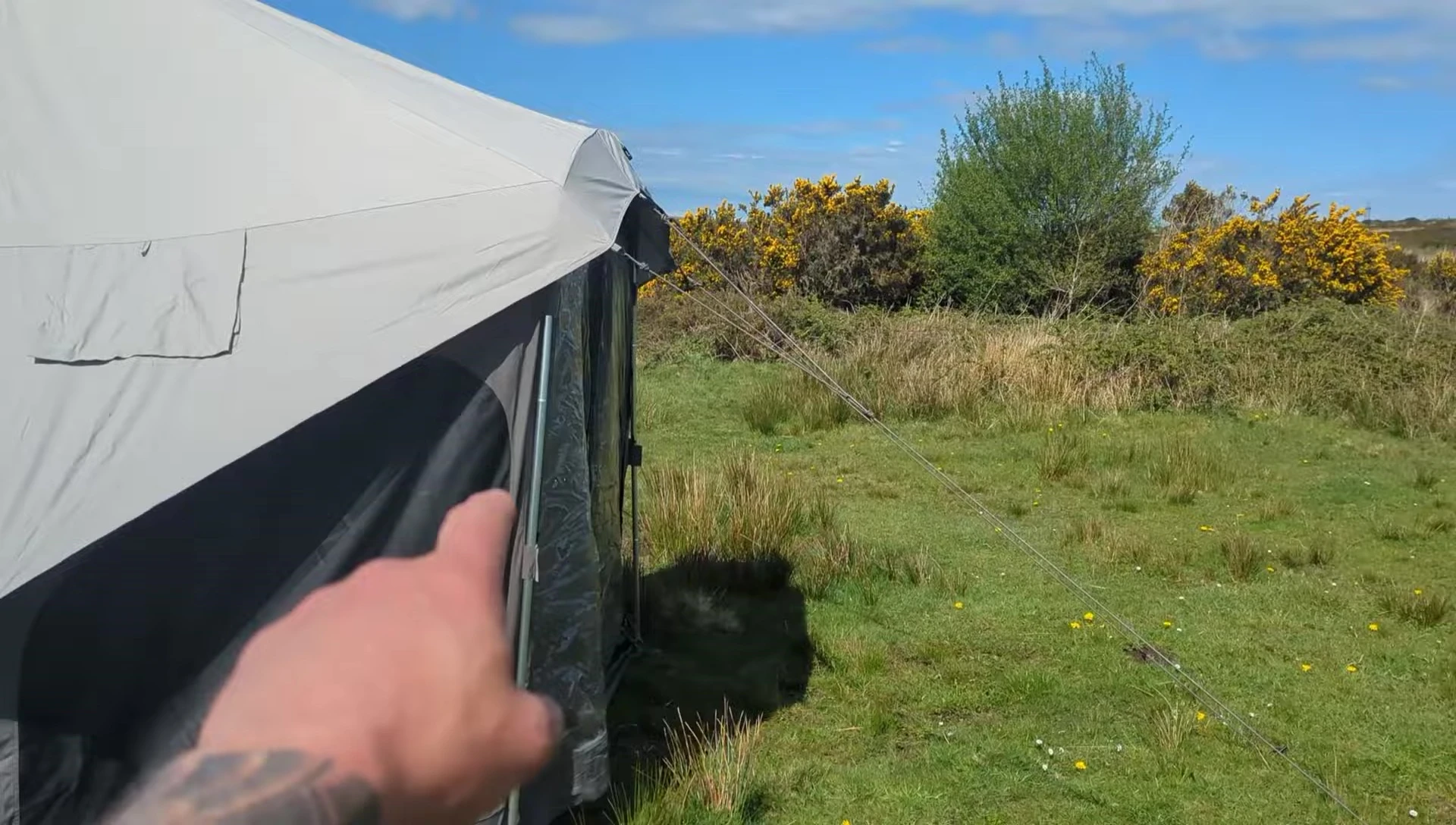 Demonstration of the awning feature.