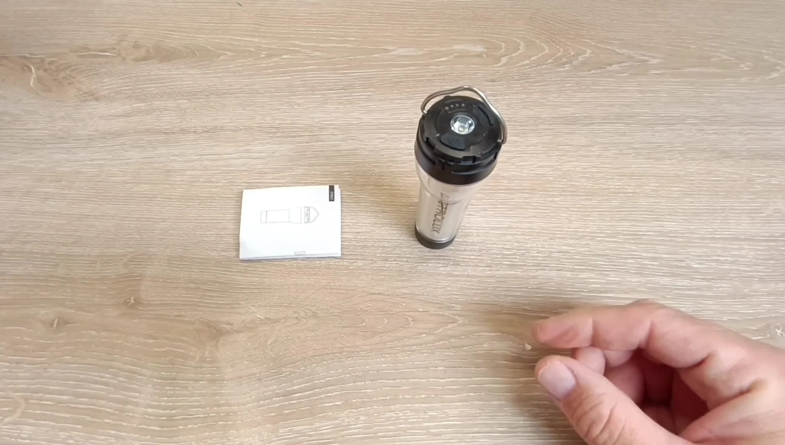 Highlighting the power bank functionality.