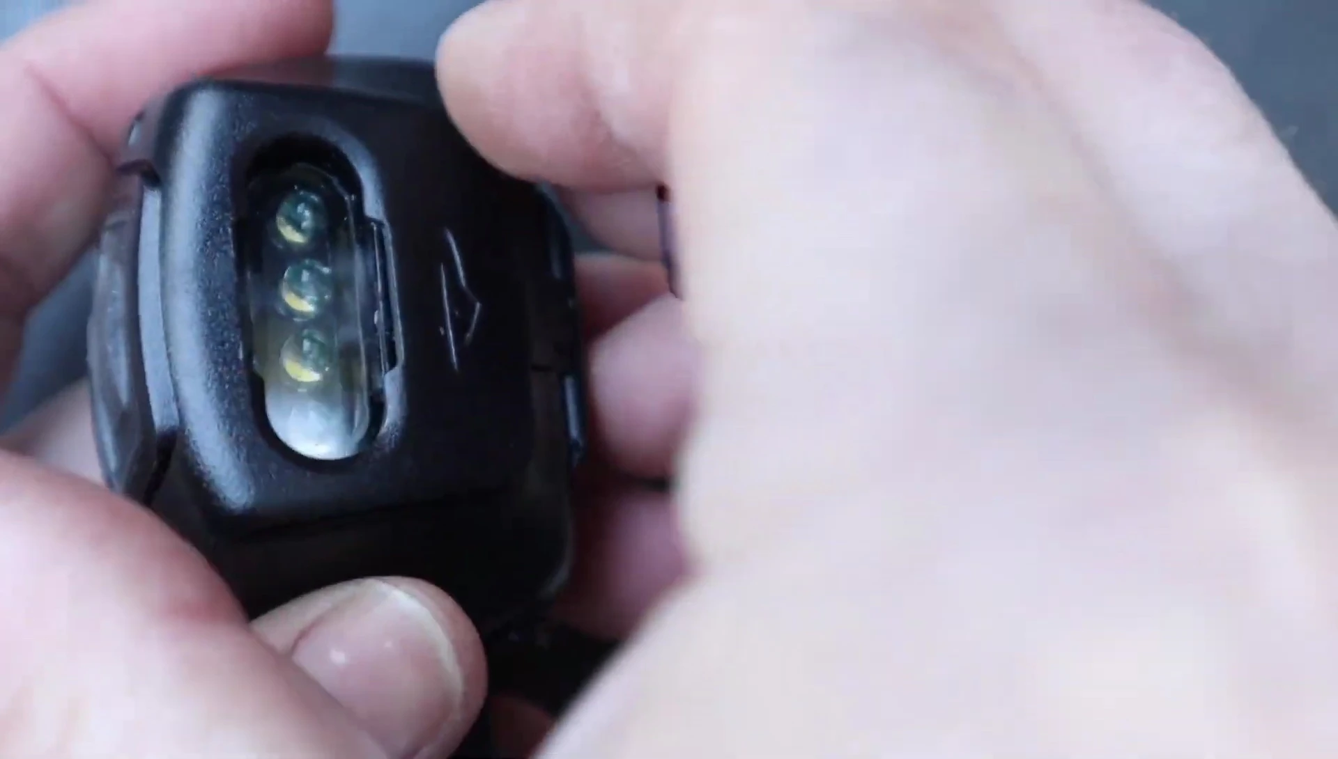 Highlighting the red lens attachment feature