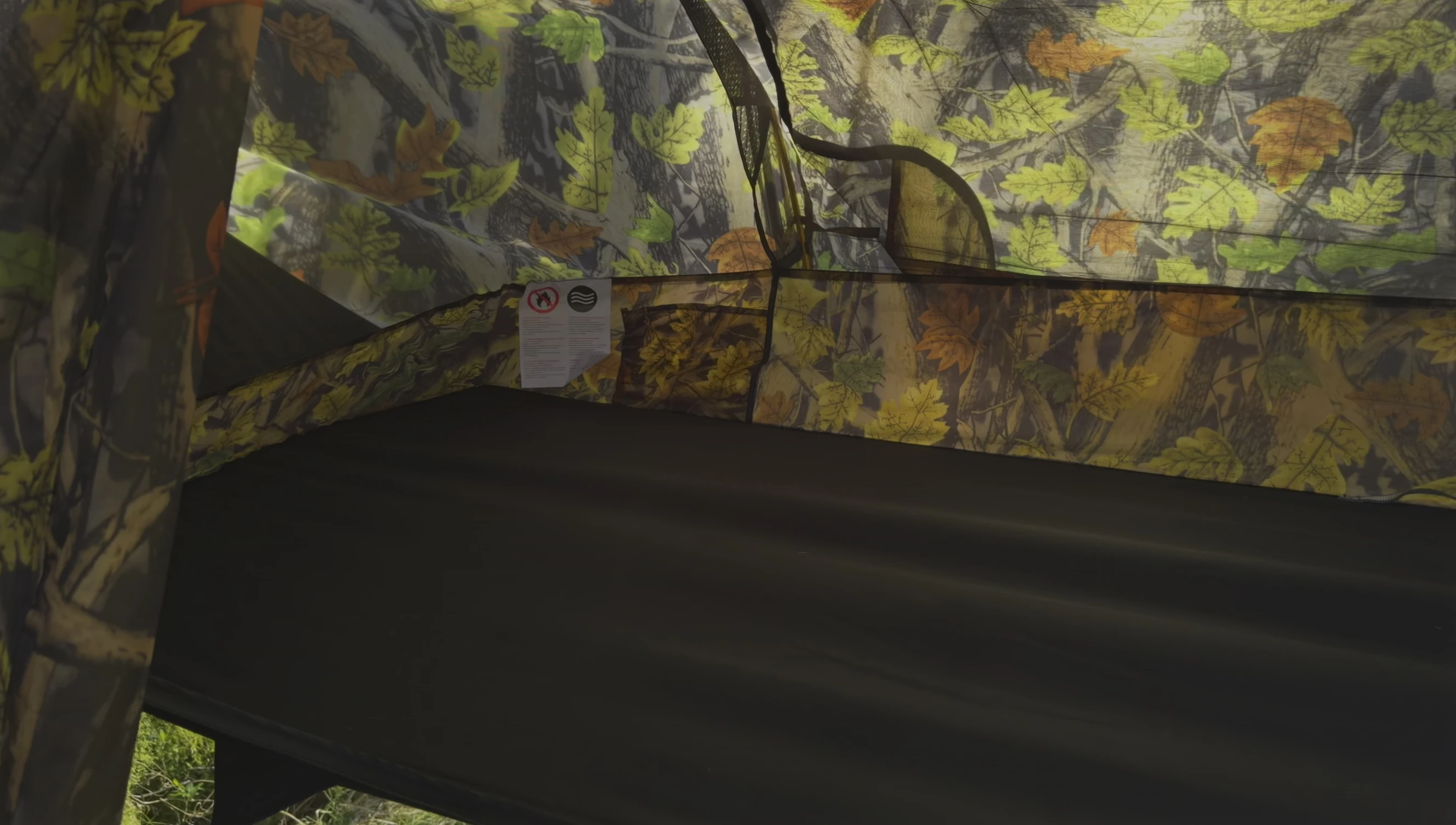 Internal storage pockets and gear sling.