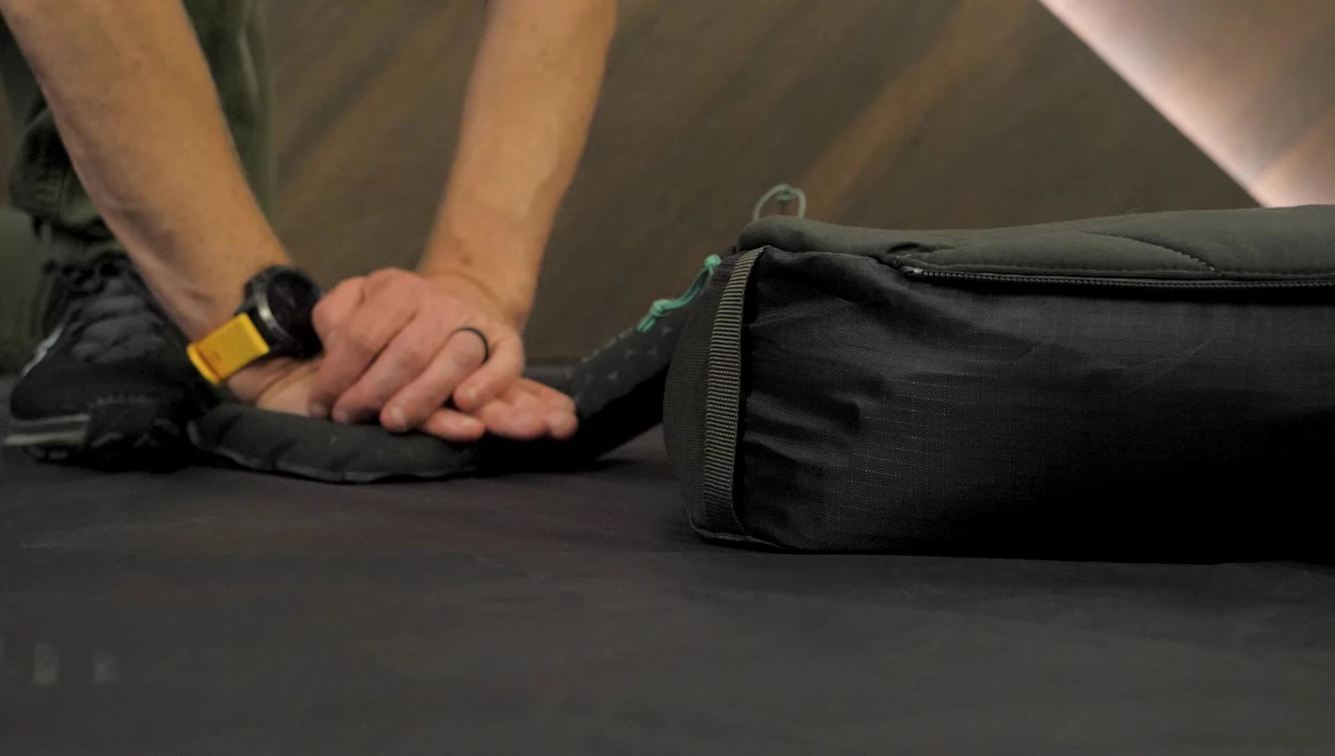 Showcase of the side pockets and connecting zipper