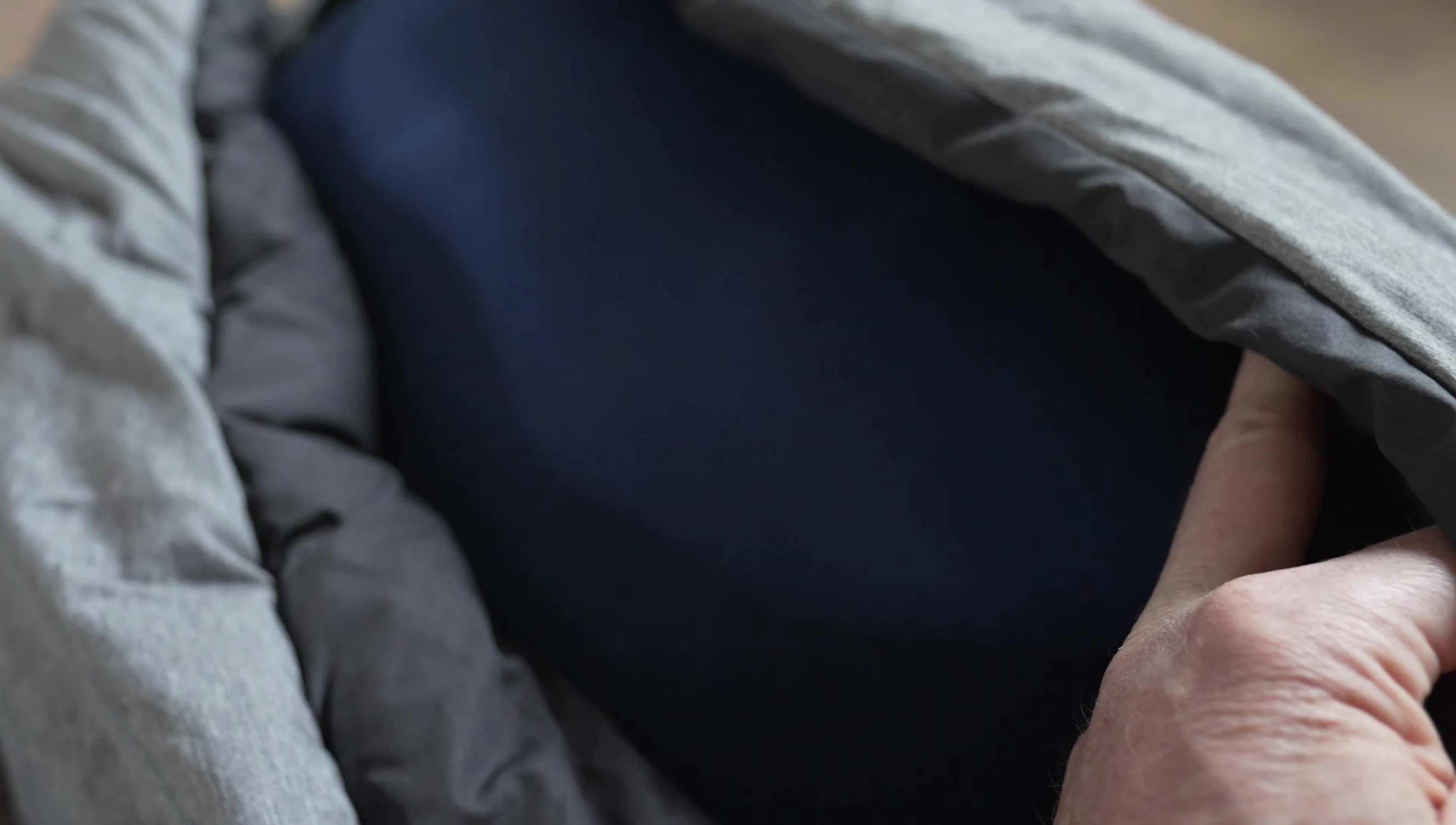 Close-up shot of the Decathlon Kesha inflatable camping bed base.