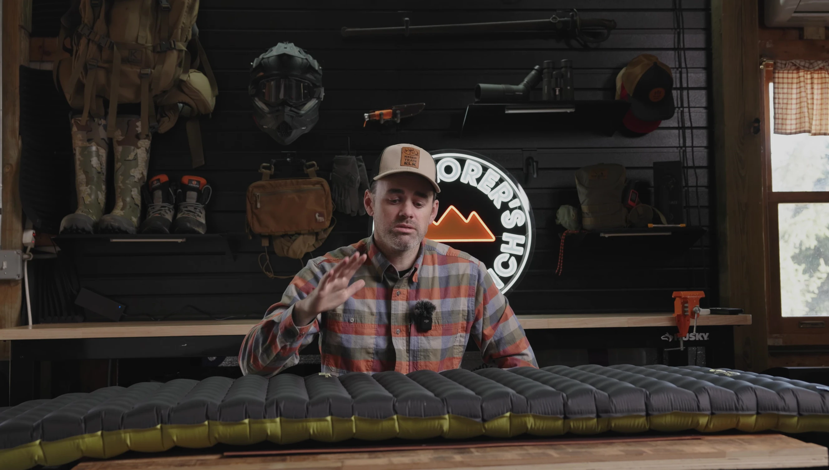 The sleeping pad inflated
