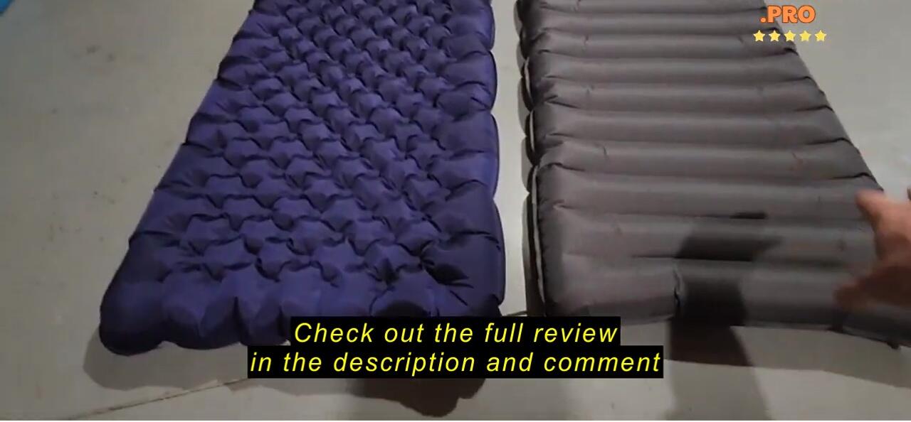 Close-up of the pad's horizontal baffles and quilted design.