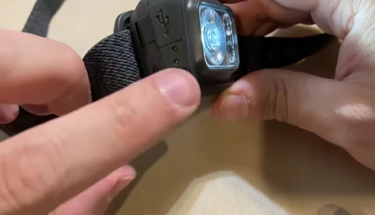 Demonstrating the instant maximum brightness function