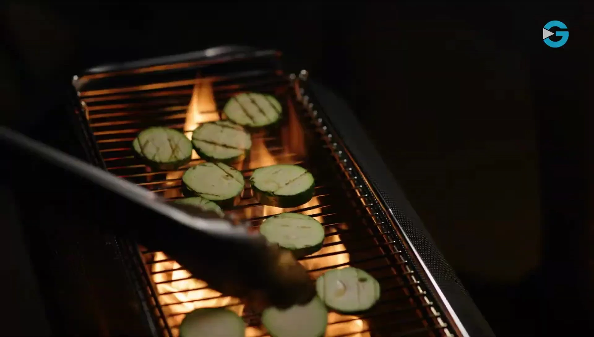 Demonstration of the Alpenglow 500 Lantern's color-changing feature