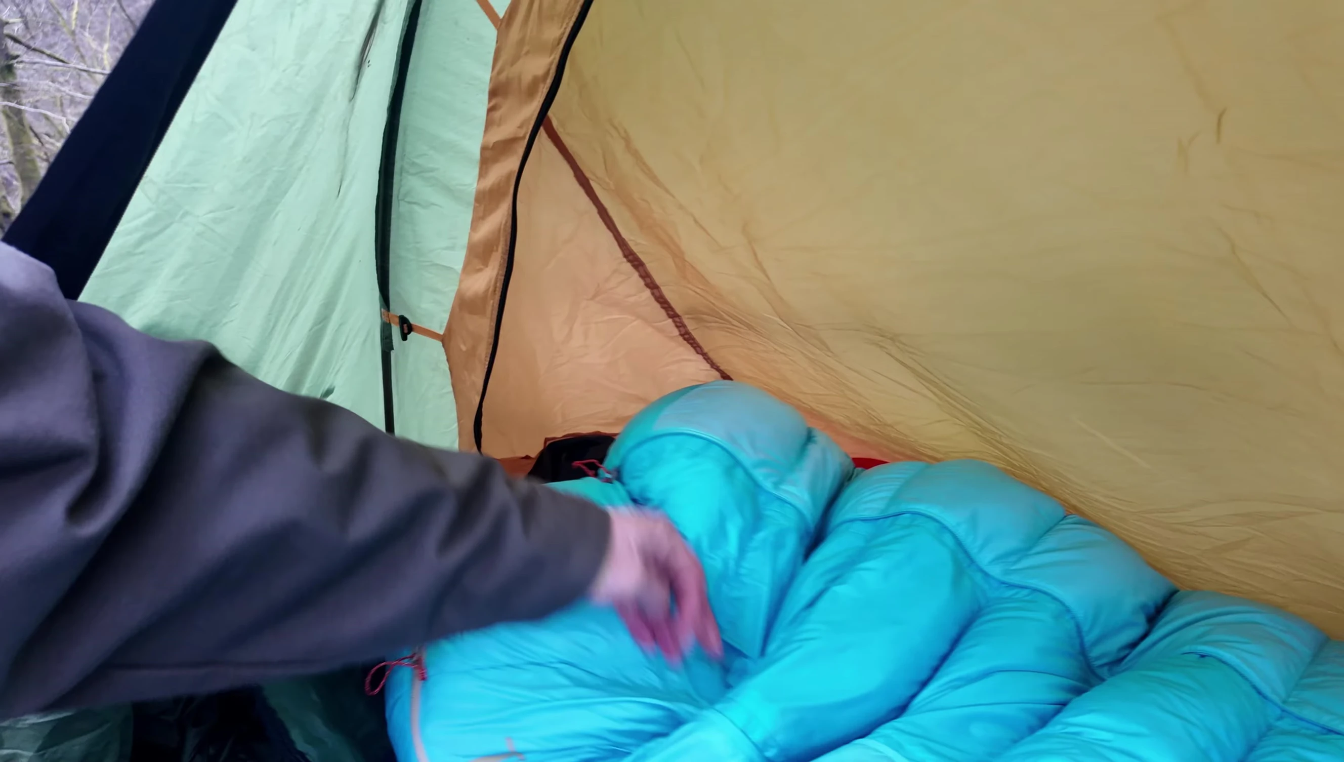 Close up of the WarmZip technology in action.