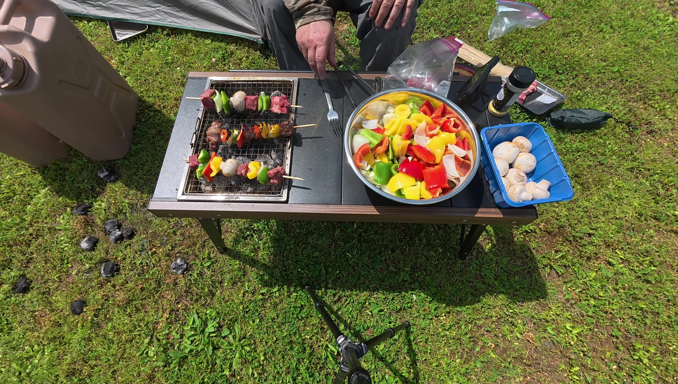 Cooking steaks on the charcoal grill