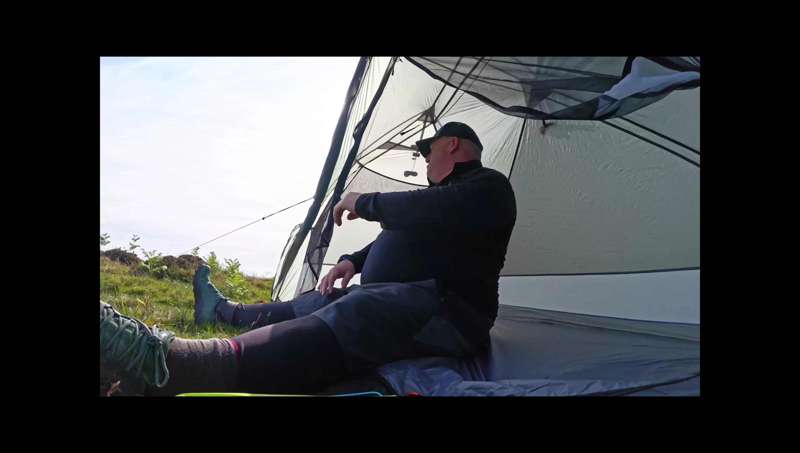 A detailed look at the interior pockets and overall organization.