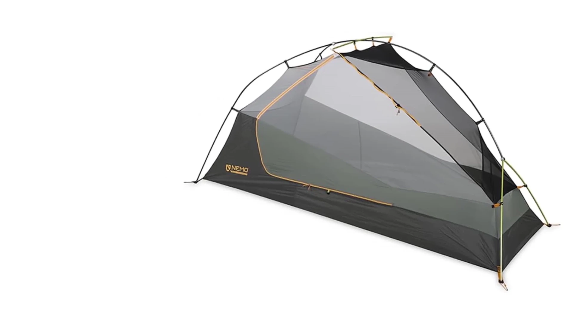 The ample vestibule space of the Nemo Dragonfly tent