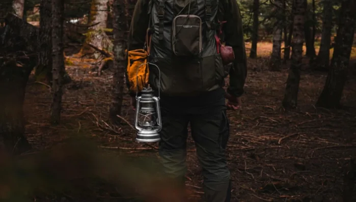 Choose the Right Lantern Type: Battery-powered (95.88), electric (108.6), gas-powered (121.28), or solar-powered (131.72) lanterns each have pros and cons. Consider your needs and preferences.