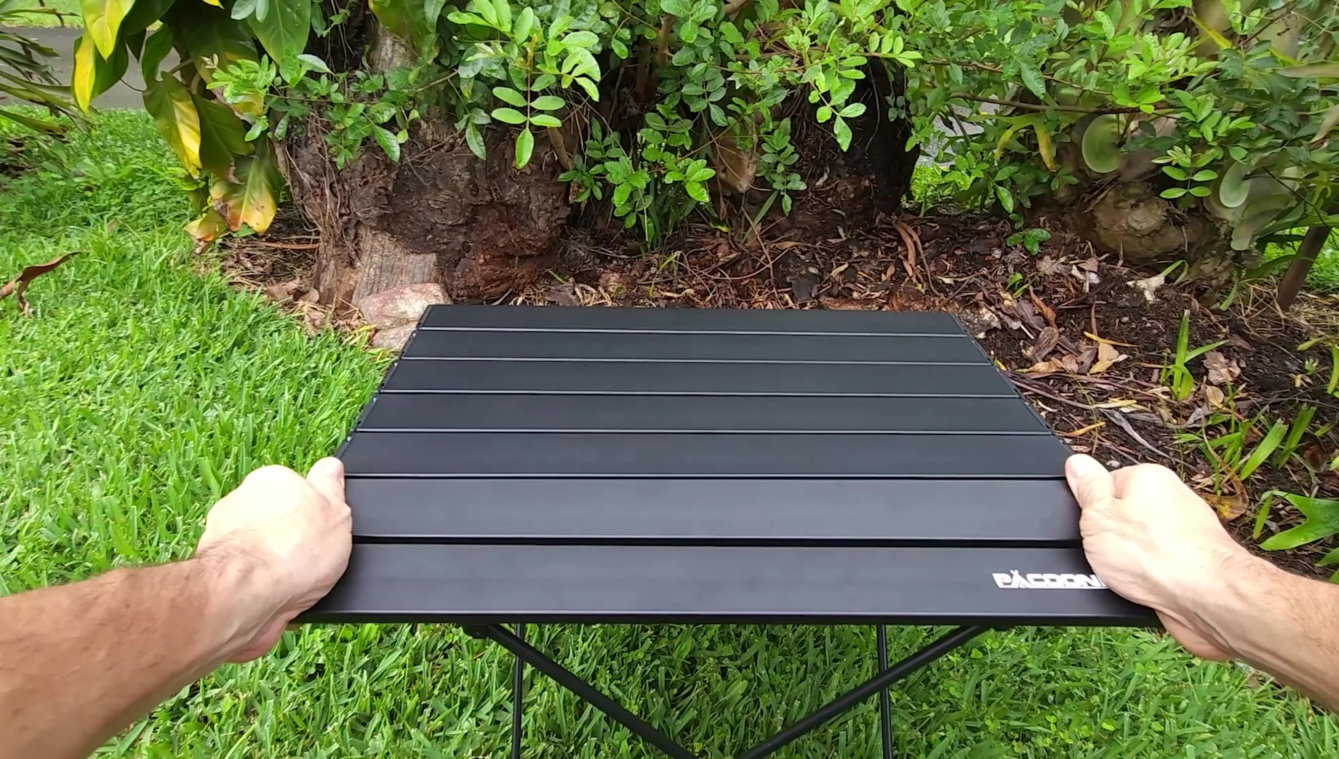 Final shot of the assembled and set up PACOONE table