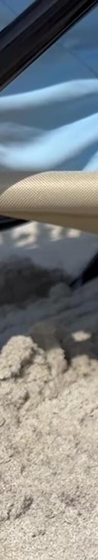 The reviewer's Yeti can in the beverage holder.